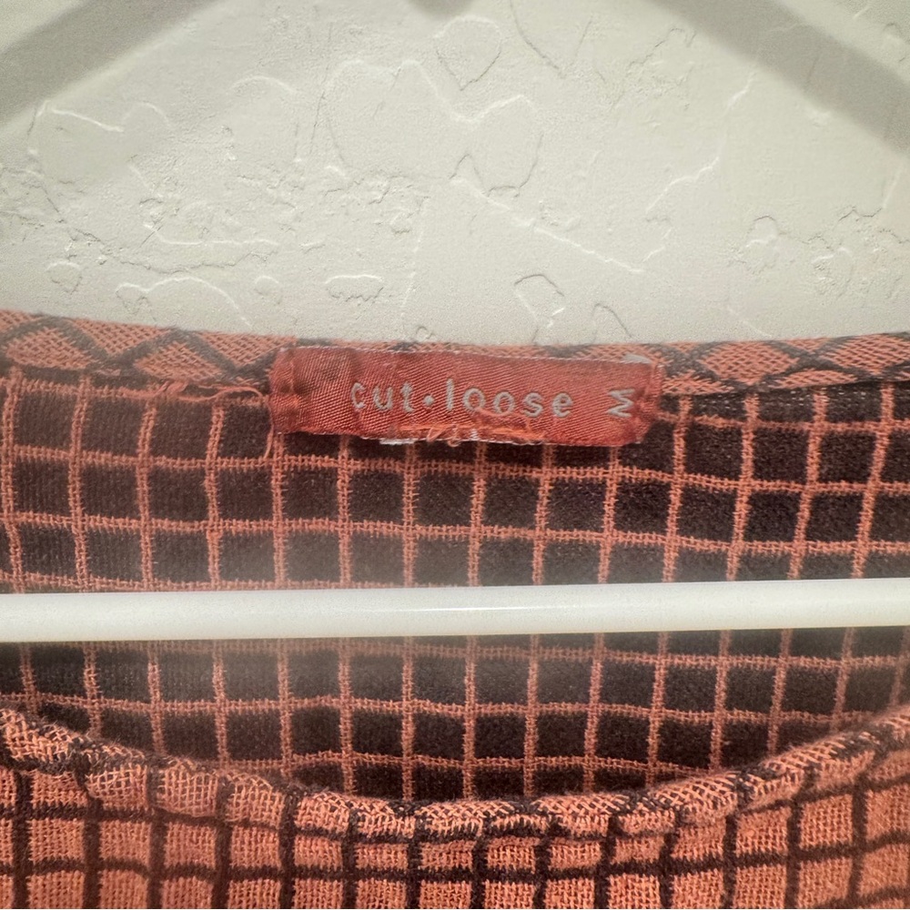 Cut Loose Terracotta and Black Checkered Popover Blouse - Picture 2 of 5